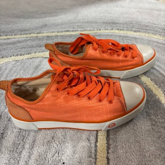 UGG Shoes - 🌼 Bright Orange UGG Sneakers